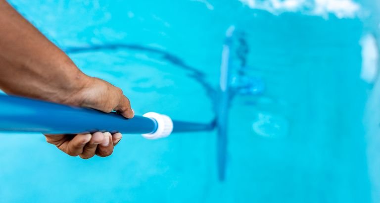 تنظيف مسابح بالرياض