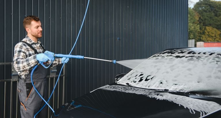 غسيل سيارات متنقل بالرياض